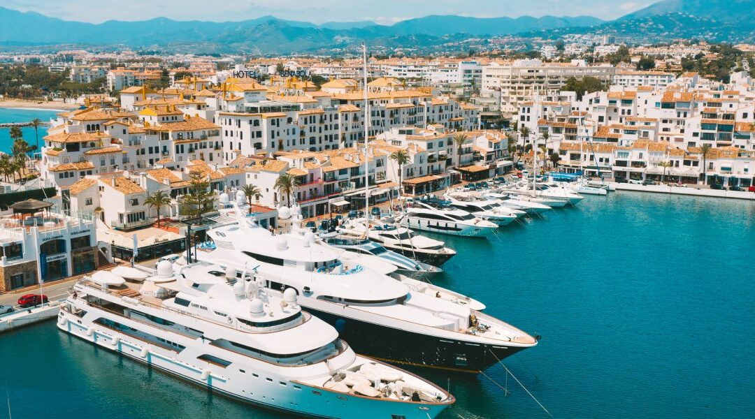 Compra Segura de Vivienda en Marbella y Puerto Banús con la Ayuda de un Abogado